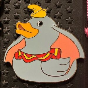 ✨3 for $32✨ Dumbo Duck Mystery Pin